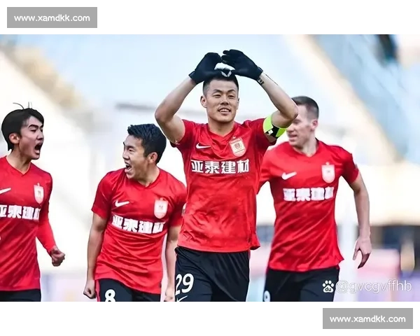 长春VS亚泰同城对决点燃中超赛场激情与荣耀之战新赛季焦点大战引爆看台热浪